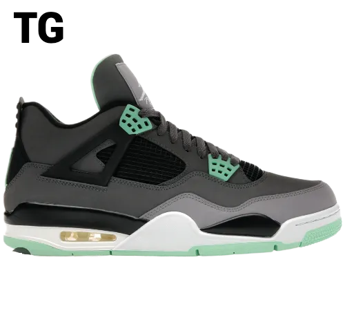 Jordan 4 thumbnail 3